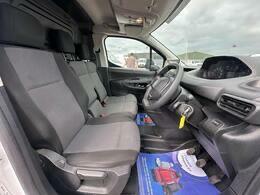 Peugeot Partner 1.6L Professional White #11