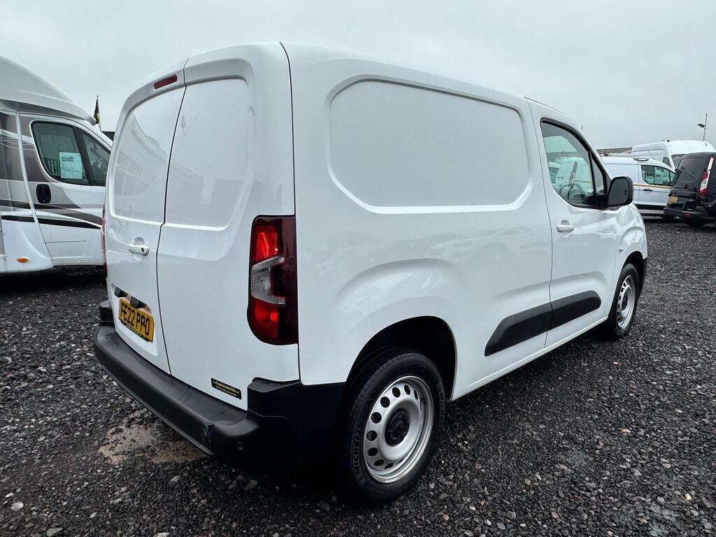 Vauxhall Combo 1.5 Turbo D Edition Mpv 6Spd Eur Blue #7