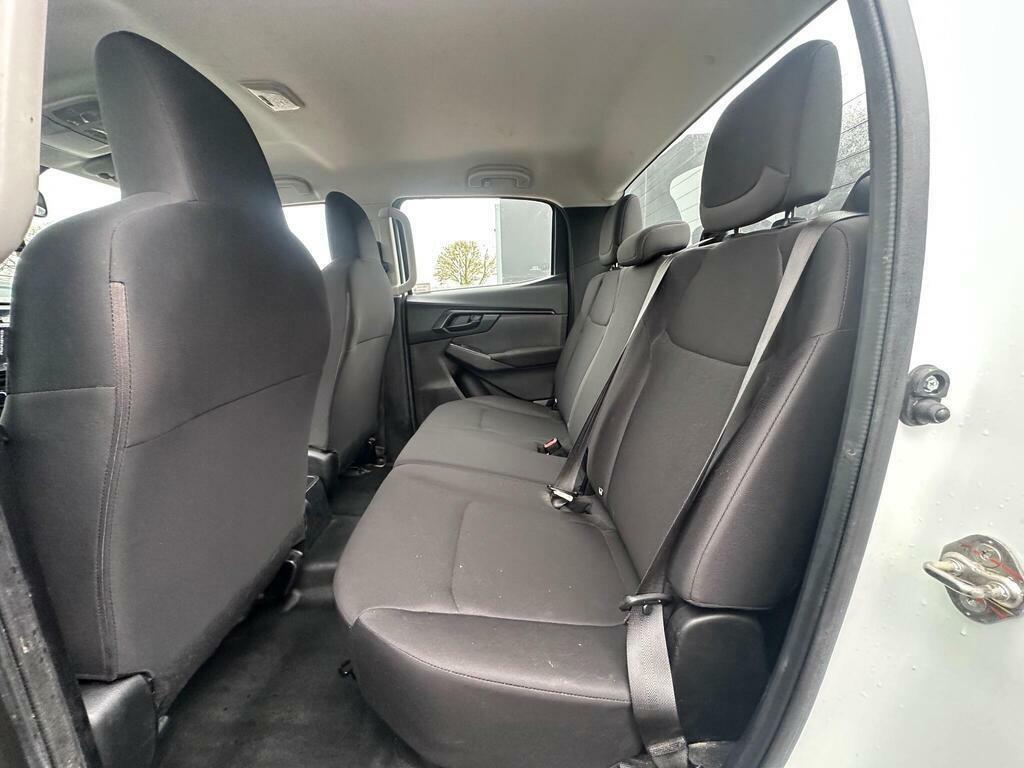 Isuzu D-Max 2022 1.9 Td 164 Bhp 4Wd Dl20 Dcab Pickup Black #16