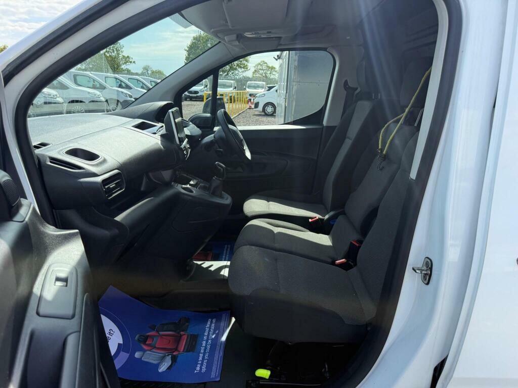 Peugeot Partner 1000 1.5 Bluehdi 100 Professional Van White #17
