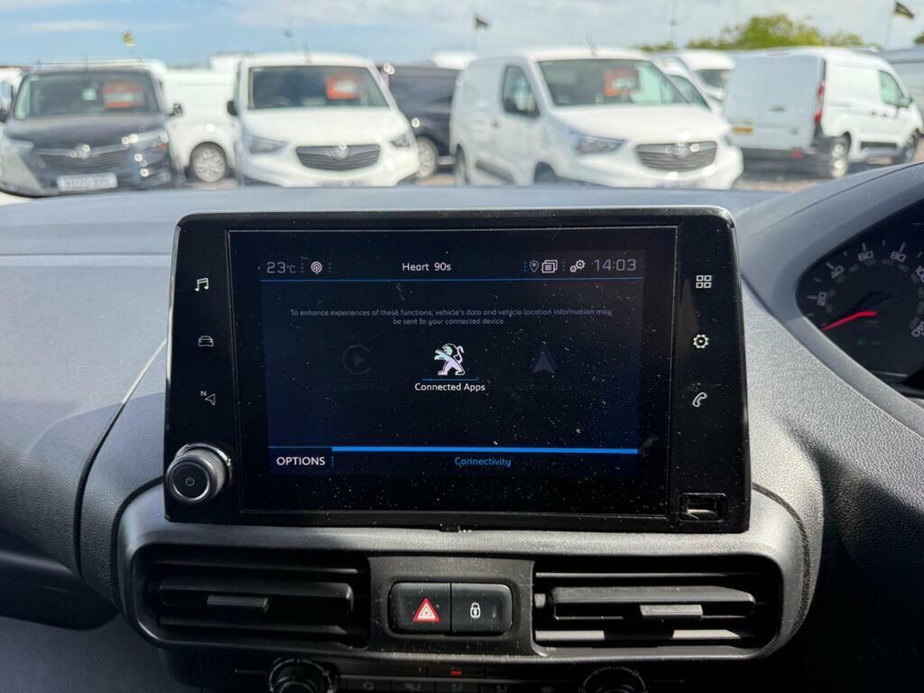 Peugeot Partner 1000 1.5 Bluehdi 100 Professional Van White #22