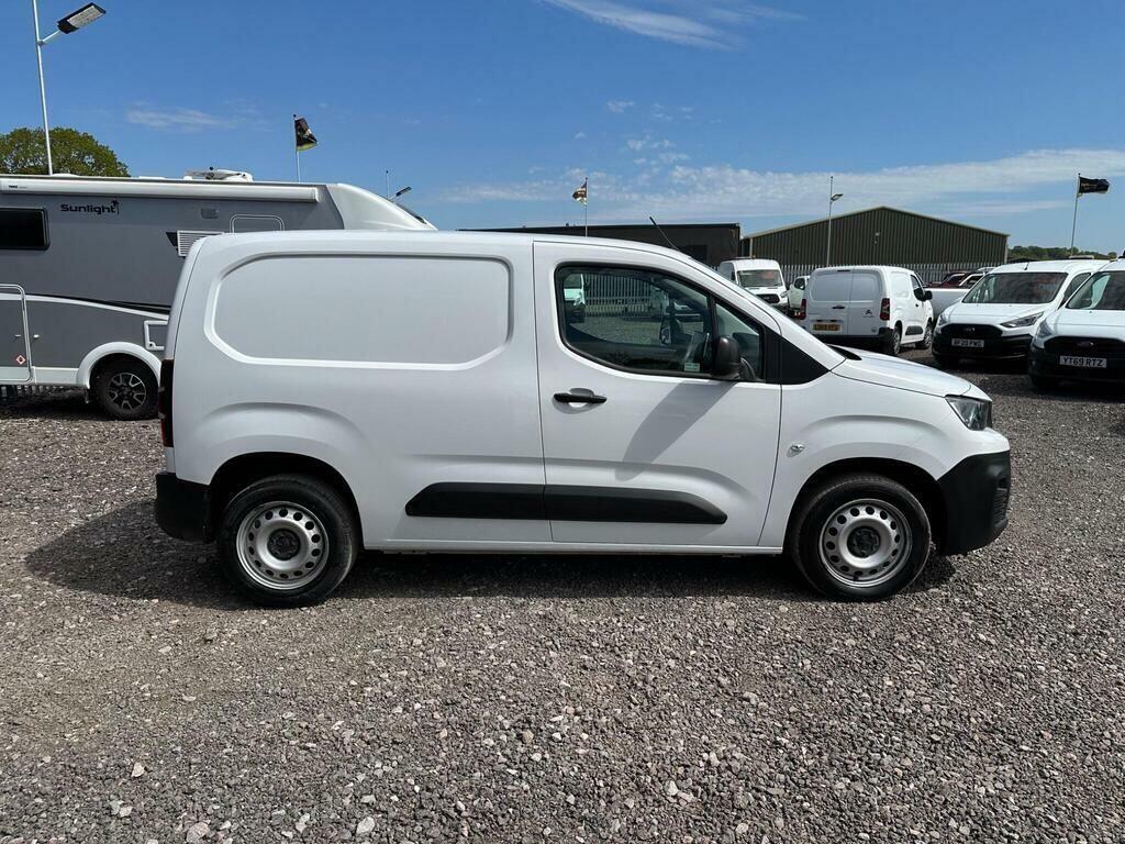 Peugeot Partner 1.5L Bluehdi 1000 Asphalt Premium Standard Panel White #7