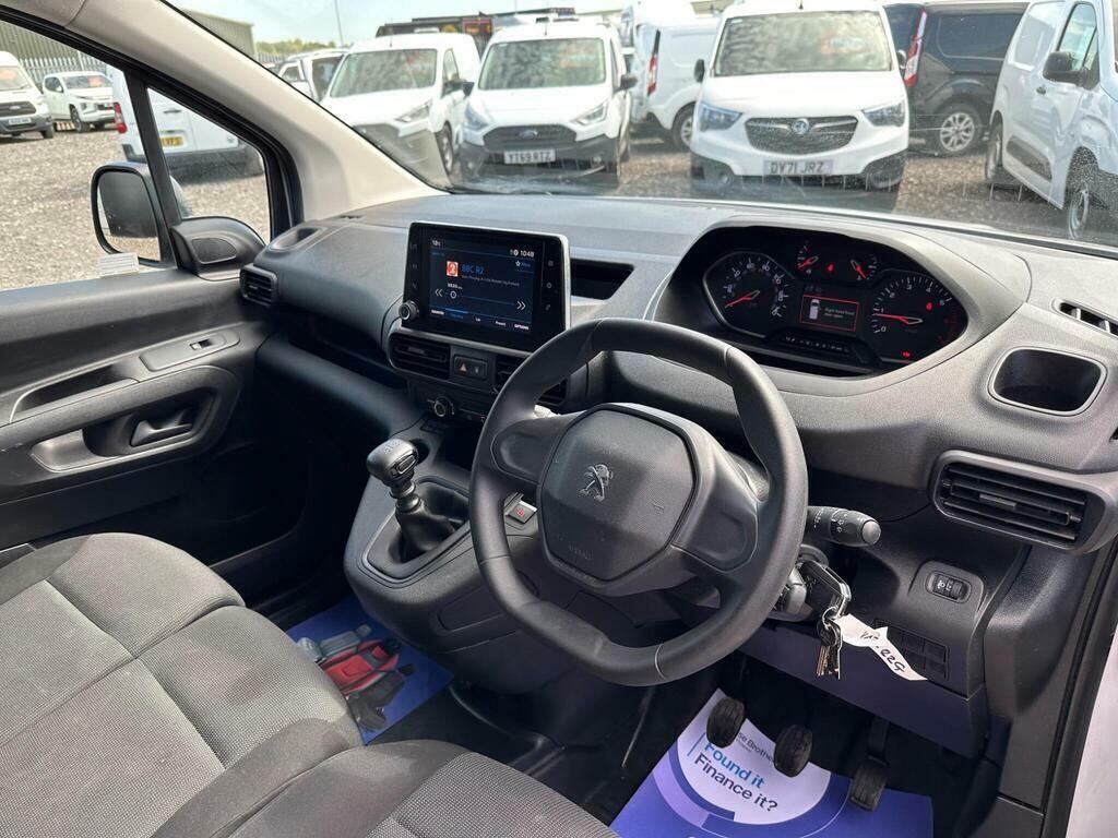 Peugeot Partner 1.5L Bluehdi 1000 Asphalt Premium Standard Panel White #10