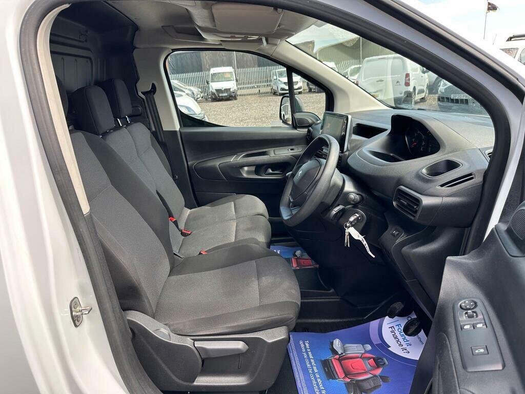 Peugeot Partner 1.5L Bluehdi 1000 Asphalt Premium Standard Panel White #11