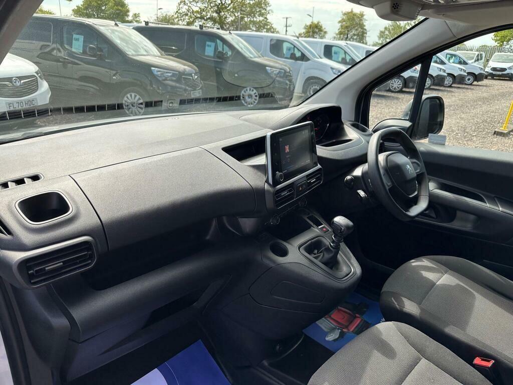 Peugeot Partner 1.5L Bluehdi 1000 Asphalt Premium Standard Panel White #18
