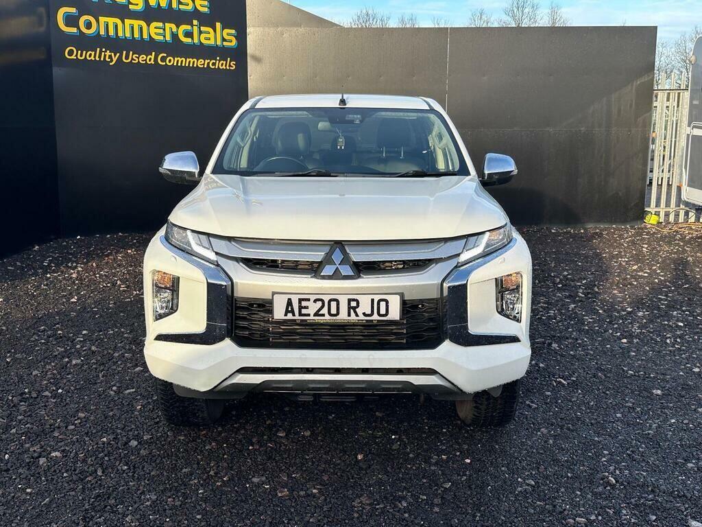 Mitsubishi L200 2.2 Di-d Dc Barbarian 4Wd Euro 6 Ss White #8