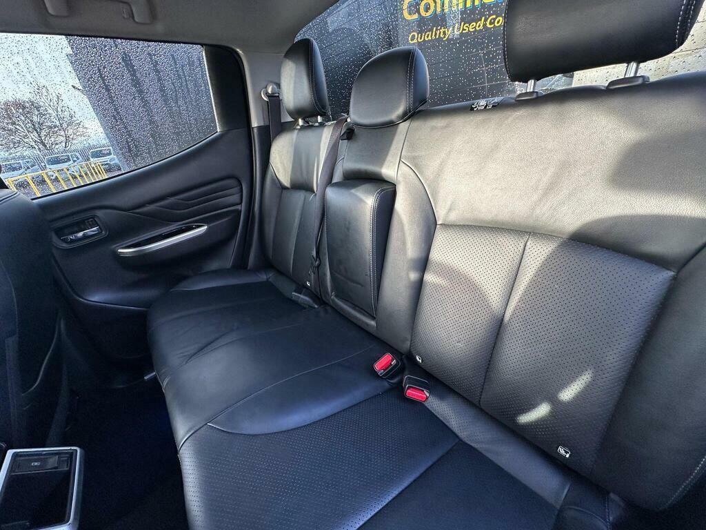 Mitsubishi L200 2.2 Di-d Dc Barbarian 4Wd Euro 6 Ss White #14