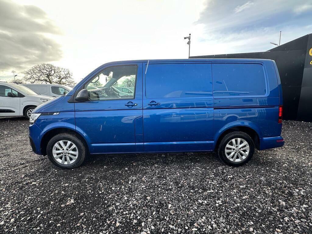 Volkswagen Transporter 2.0 Tdi T28 Highline Dsg Fwd Swb Euro 6 Ss Blue #4