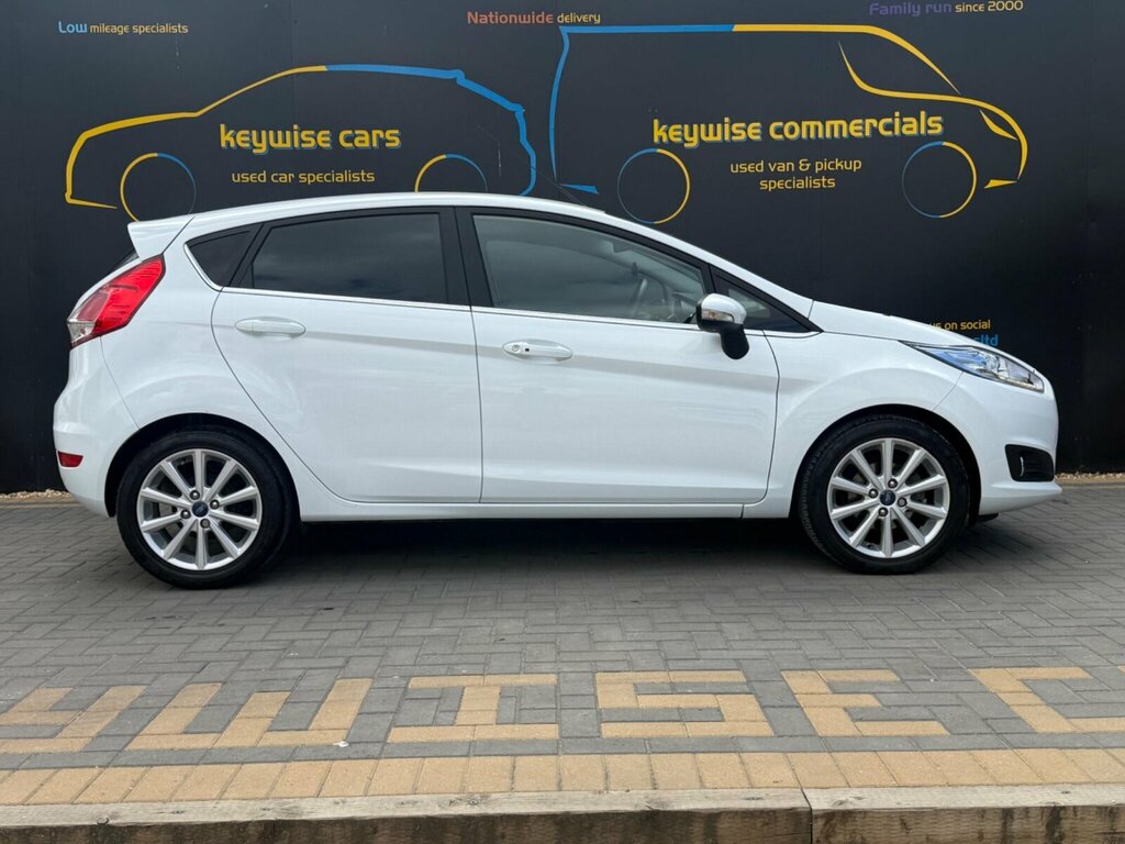 Ford Fiesta 1.0T Ecoboost Titanium Euro 6 Ss White #6