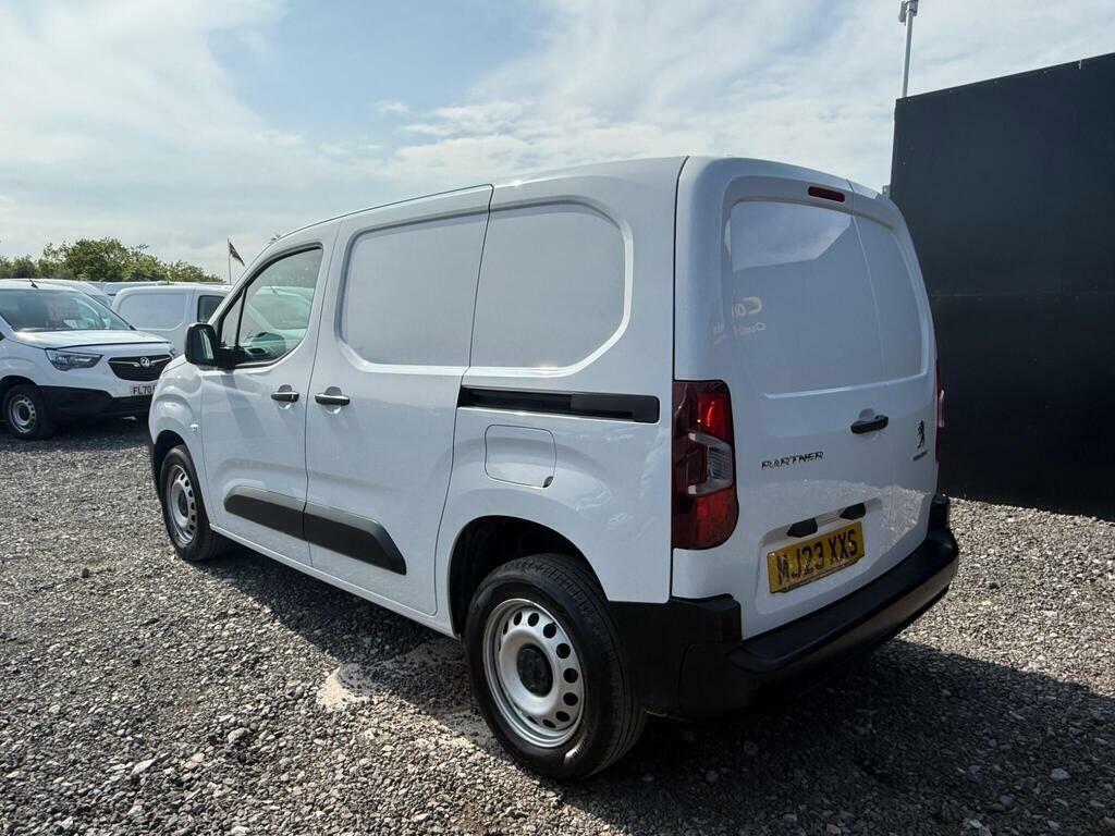 Peugeot Partner 1.5 Bluehdi 1000 Professional Premium Standard P White #4