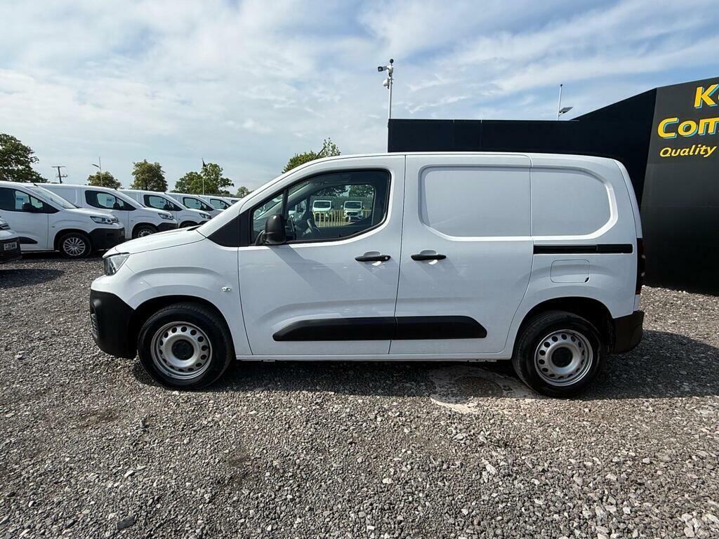Peugeot Partner 1.5 Bluehdi 1000 Professional Premium Standard P White #3