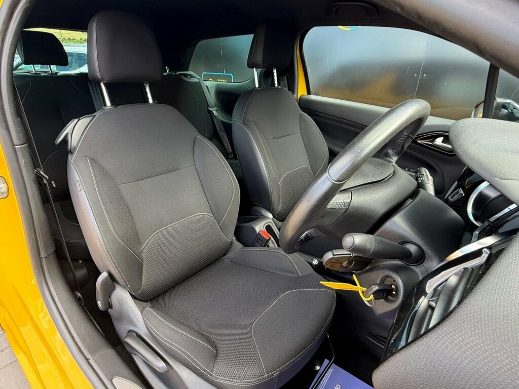 DS DS 3 Citroen Ds3 Dstyle Nav 1.2 For Sale In Gosf Black #14