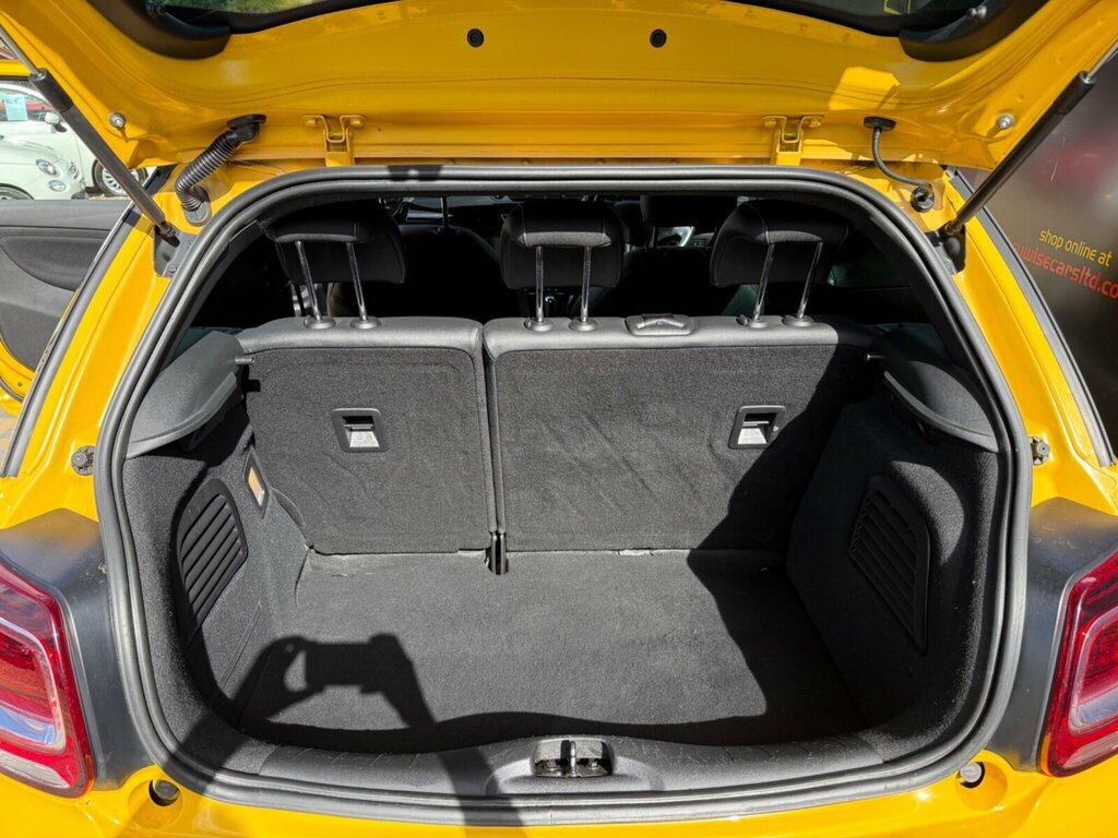 DS DS 3 Citroen Ds3 Dstyle Nav 1.2 For Sale In Gosf Black #19