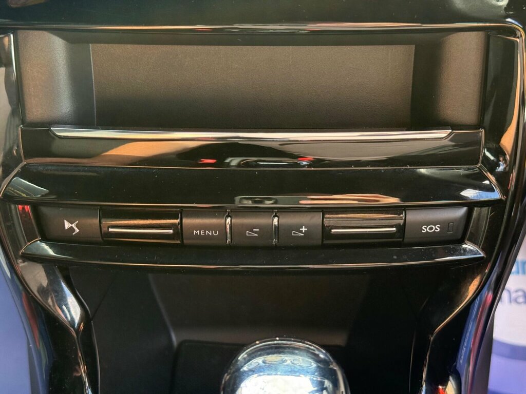 DS DS 3 Citroen Ds3 Dstyle Nav 1.2 For Sale In Gosf Black #30