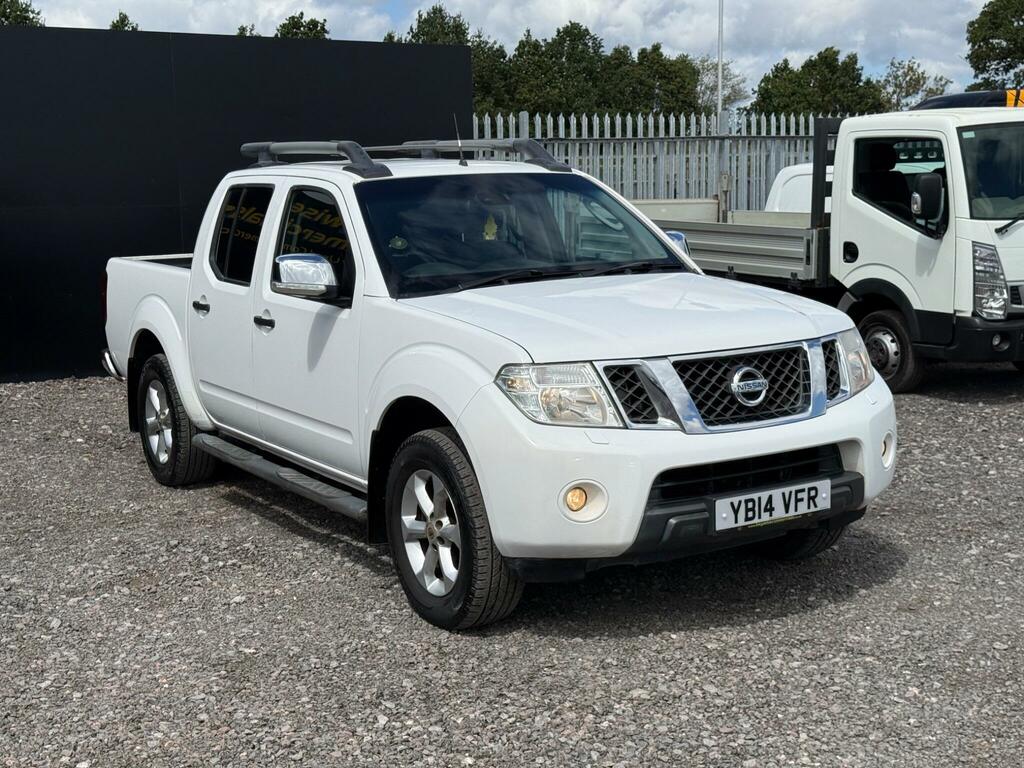 Nissan Navara King Cab Pick Up White #8