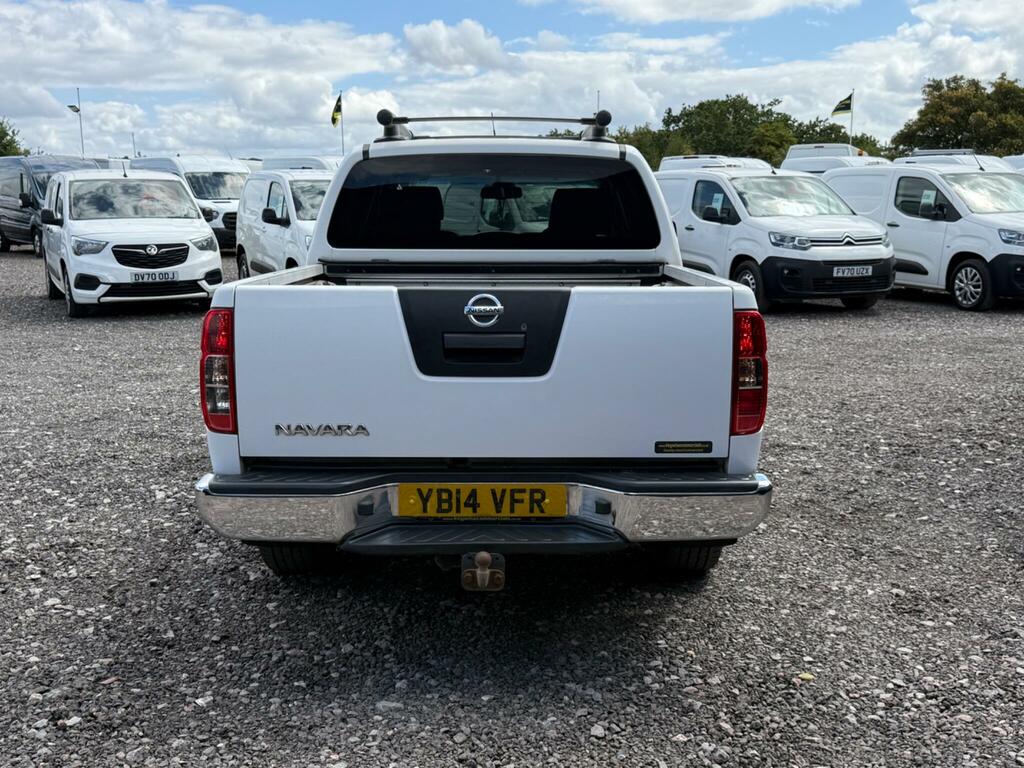 Nissan Navara 2.5 Dci Tekna 4Wd Euro 5 White #5
