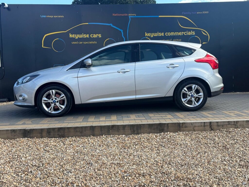 Ford Focus 1.6T Ecoboost Titanium X Estate Brown #2