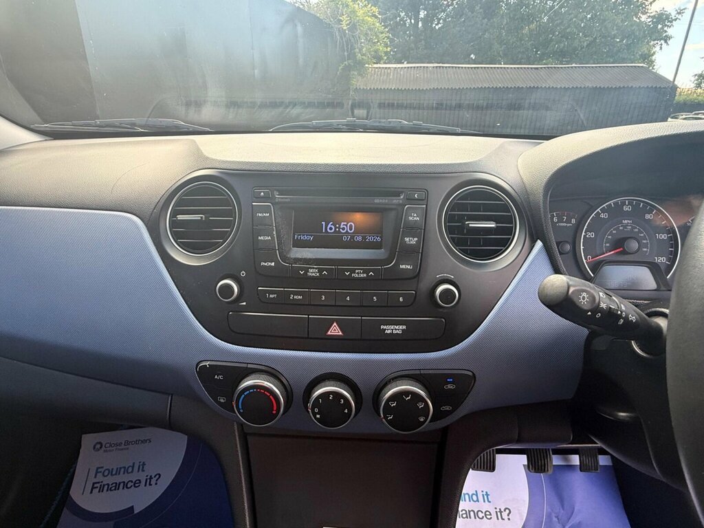 Hyundai I10 Hatchback 1.0 Se Hatch 201515 Black #27