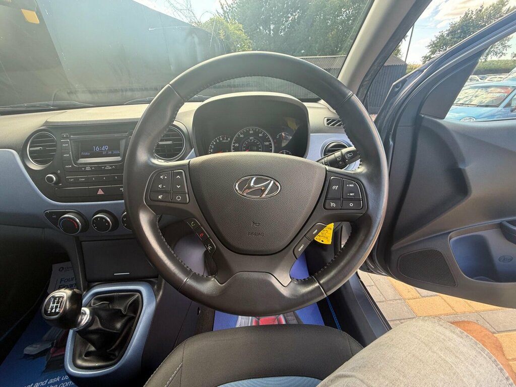Hyundai I10 Hatchback 1.0 Se Hatch 201515 Black #22