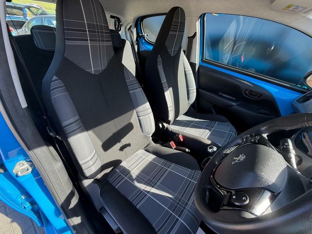 Peugeot 108 1.2 Puretech Allure Hatchback Blue #15