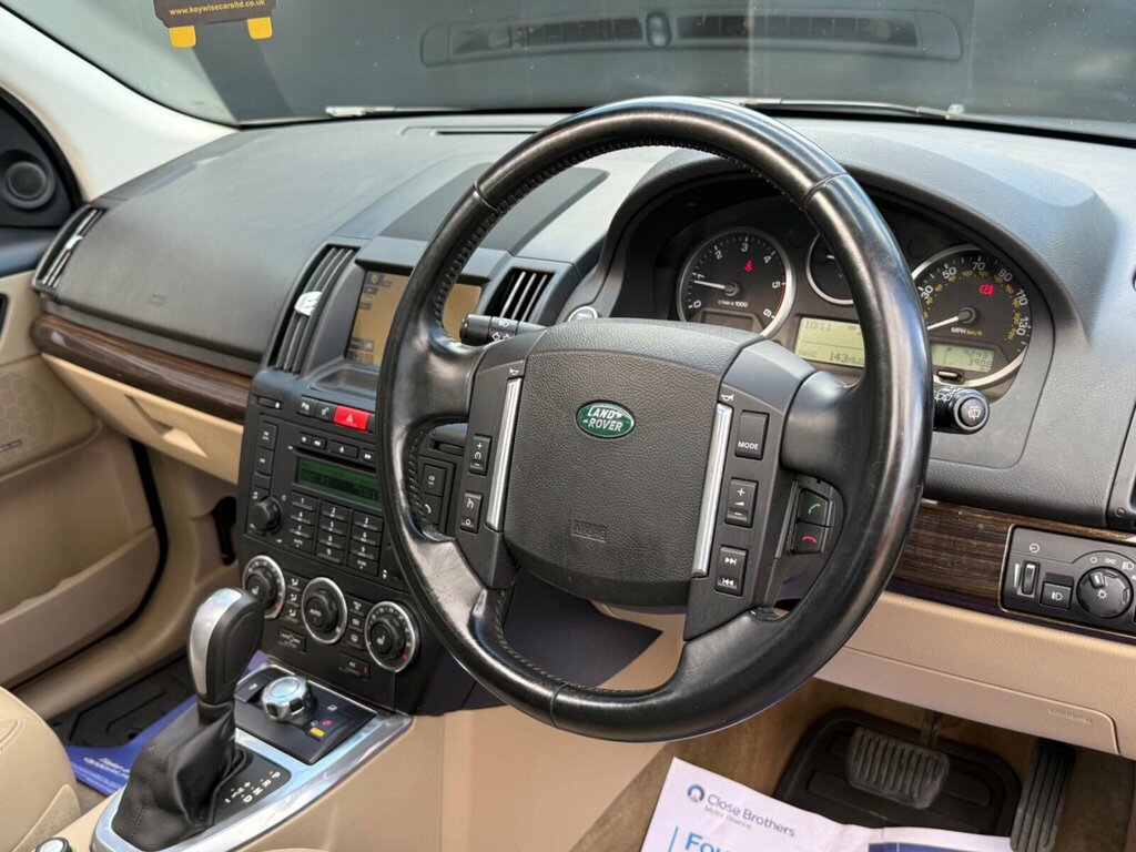 Land Rover Freelander 2.2 Sd4 Sport Le - Suv 5 Seats White #14
