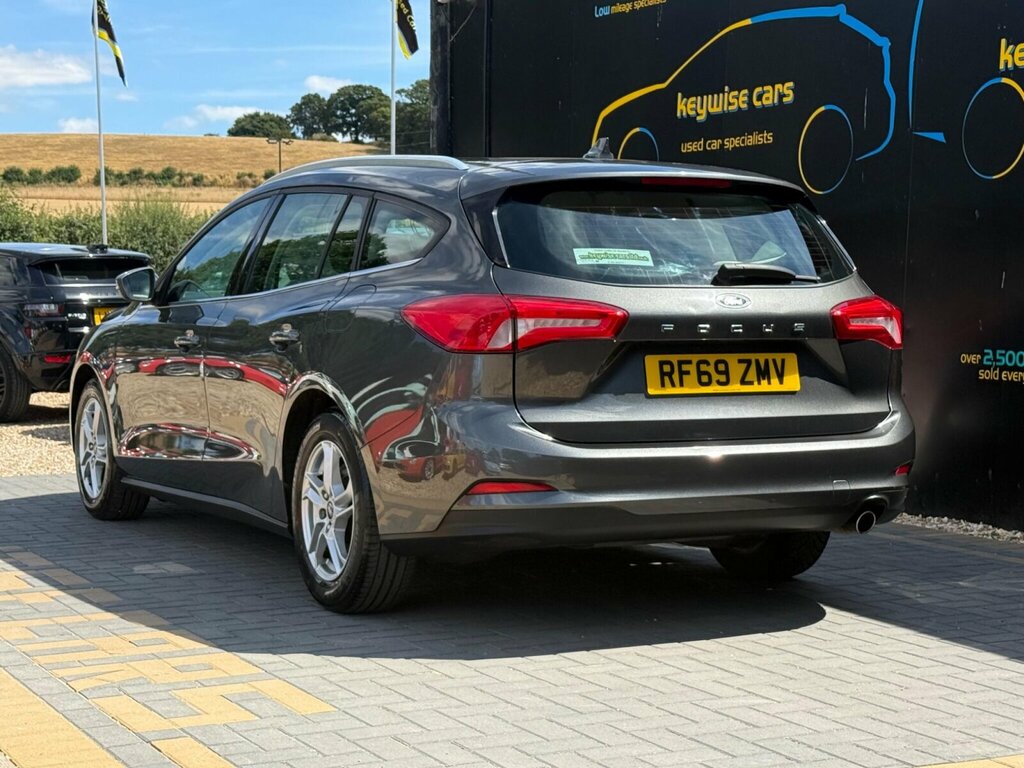 Ford Focus 1.5 Ecoblue Zetec Euro 6 Ss Grey #3