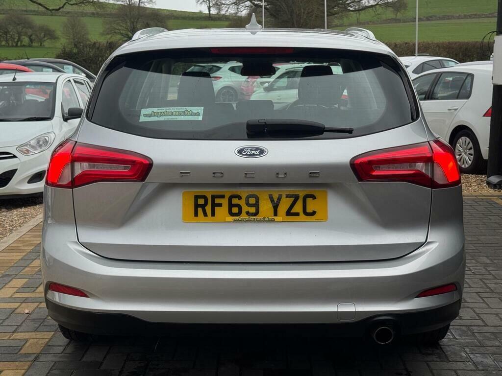 Ford Focus 1.5 Ecoblue Zetec Euro 6 Ss Grey #4