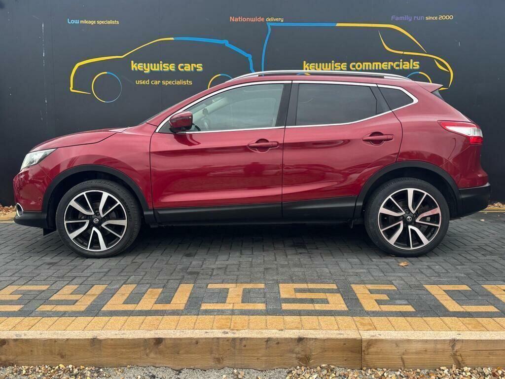 Nissan Qashqai 1.5 Dci Tekna 2Wd Euro 6 Ss Red #2