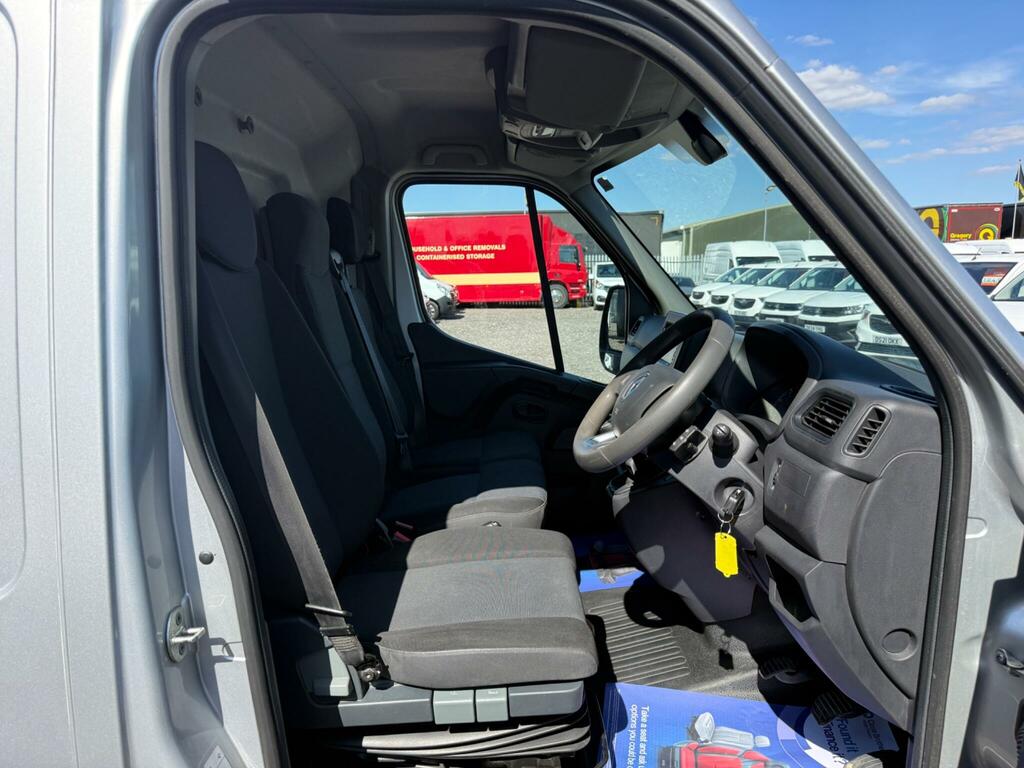 Renault Master 2.3 Fwd Lm35 Dci 135 Business My19 White #10