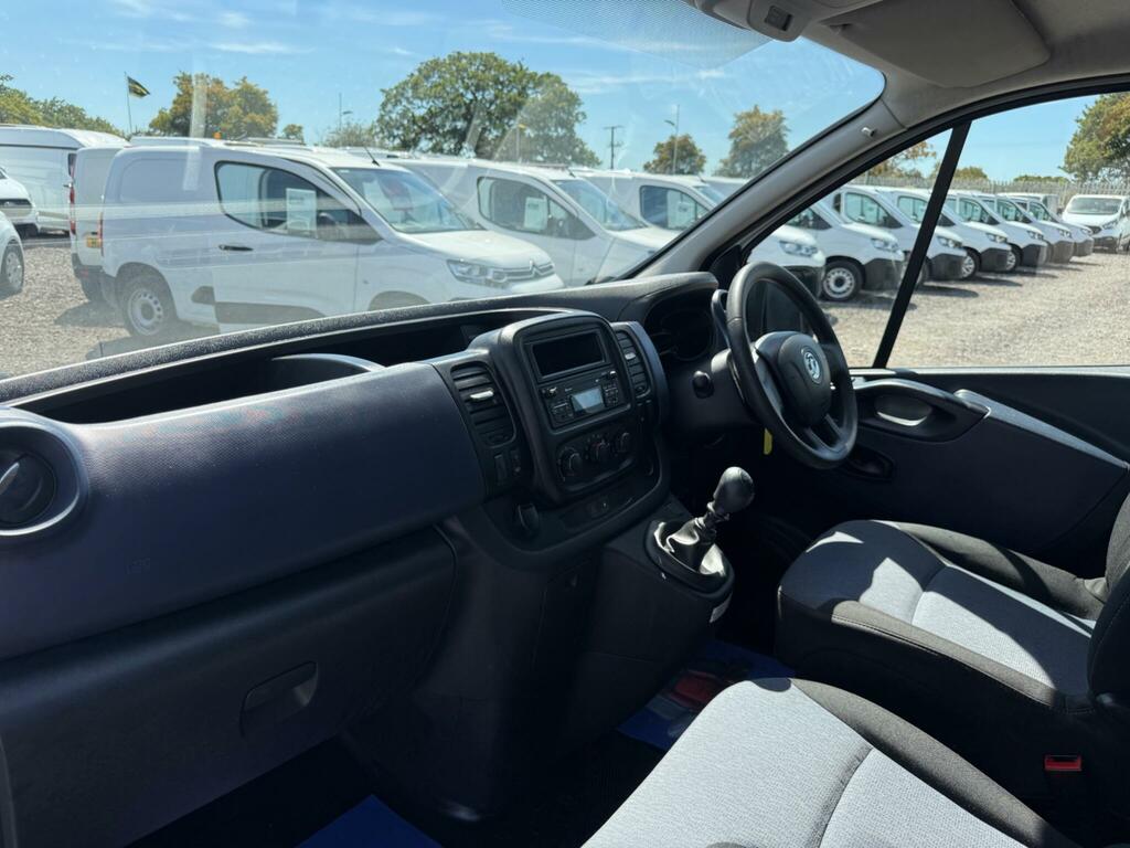 Vauxhall Vivaro 1.6 Cdti 2700 Biturbo Ecoflex Sportive L1 H1 Euro Black #17