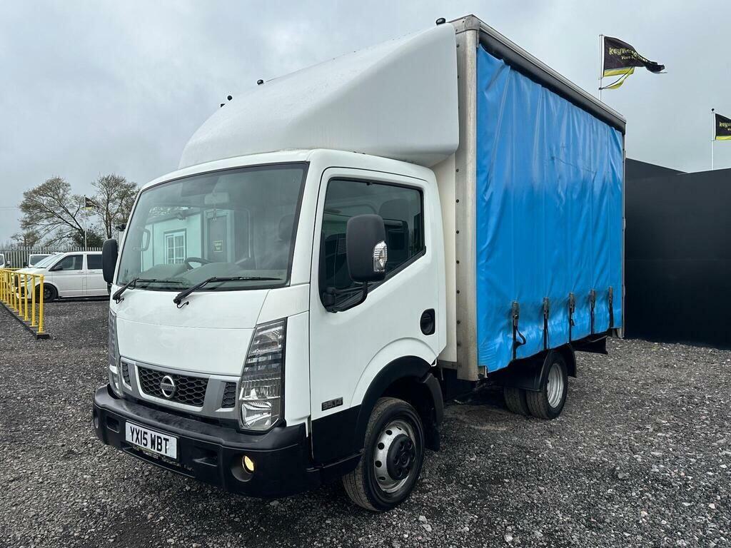 Nissan NT400 Cabstar 35.14 2.5 Dci 136 Bhp 6 Speed Dropside Pic White #3