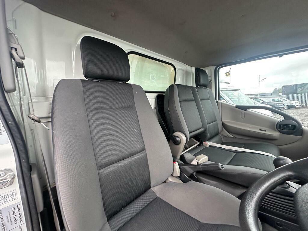 Nissan NT400 Cabstar 35.14 2.5 Dci 136 Bhp 6 Speed Dropside Pic White #13