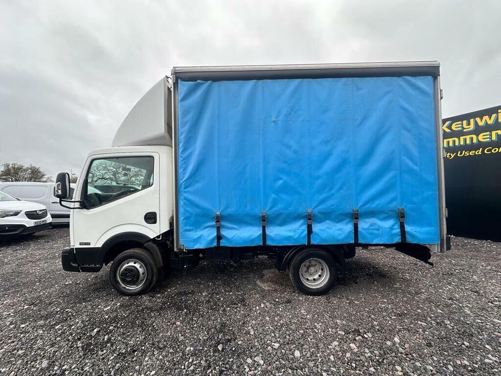 Nissan NT400 Cabstar 35.14 2.5 Dci 136 Bhp 6 Speed Dropside Pic White #4