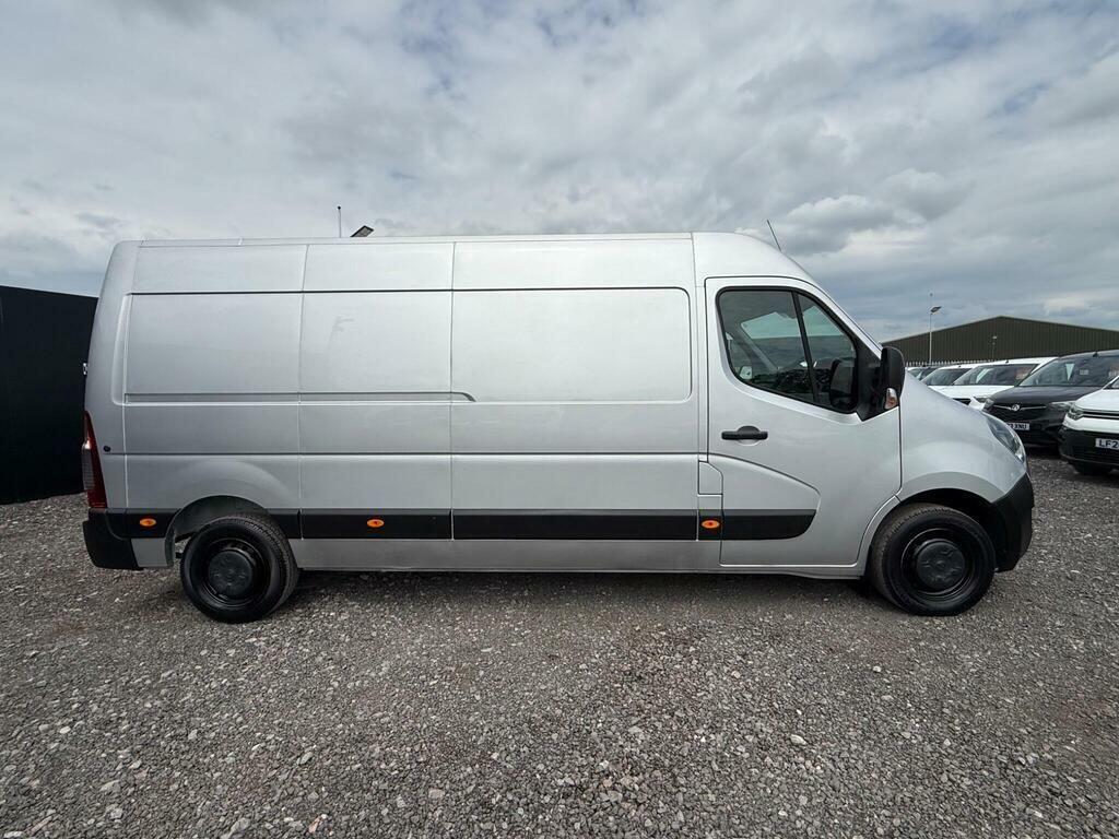 Vauxhall Movano 3300 L2 H2 Mwb Mr 2.3L 135Bhp Euro 6 White #8