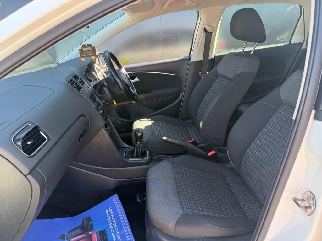 Volkswagen Polo Se 1.0 Se Used-list .Strap Font-size 1. Red #16