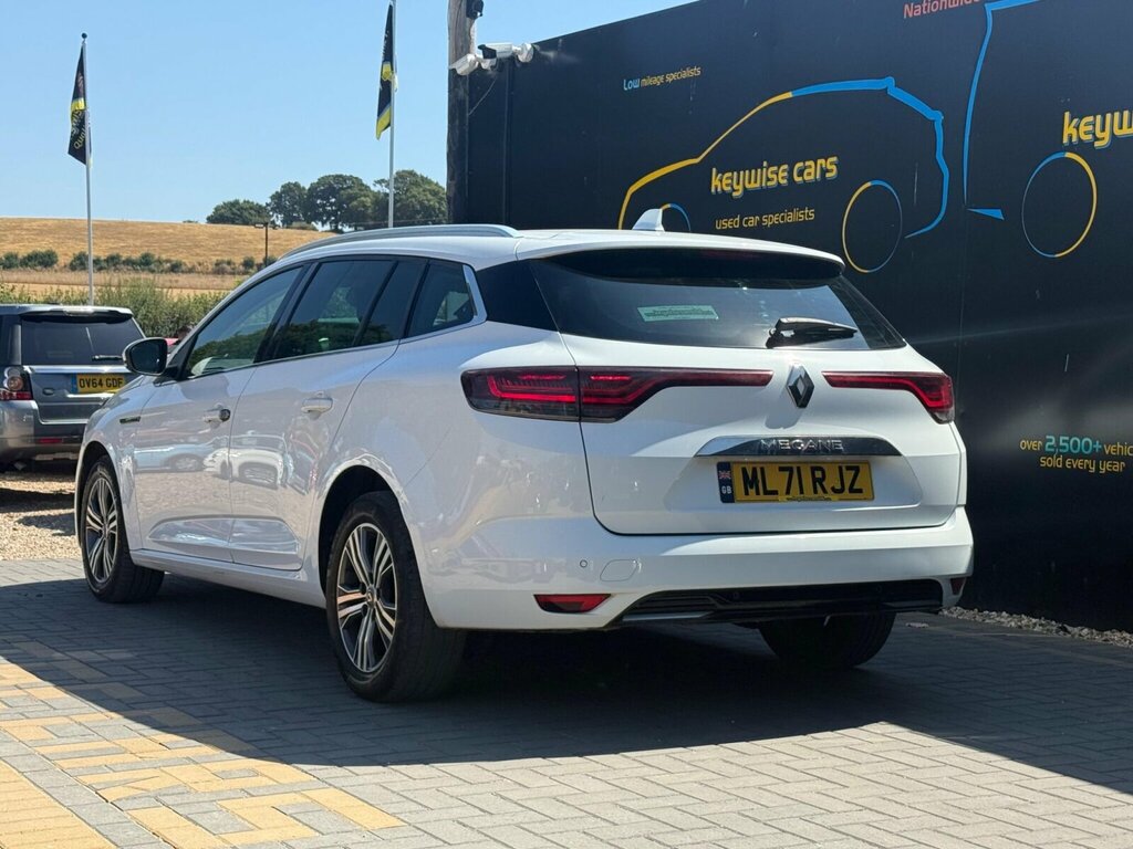 Renault Megane 1.5 Blue Dci Iconic Sport Tourer Euro 6 Ss White #3