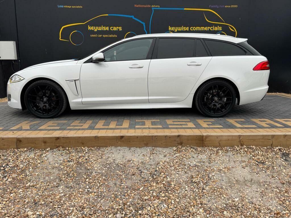 Jaguar XF 2.2D R-sport Sportbrake Euro 5 Ss White #2