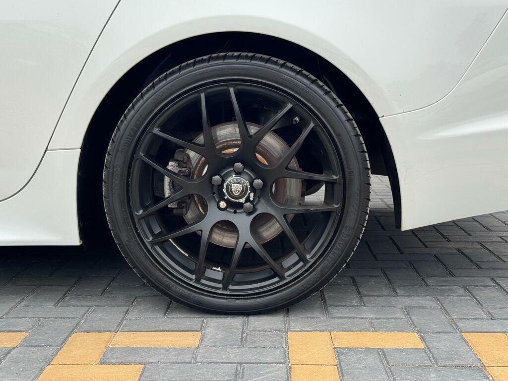 Jaguar XF 2.2D R-sport Sportbrake Euro 5 Ss White #5