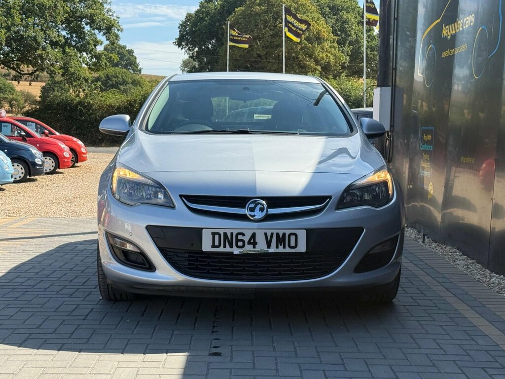 Vauxhall Astra Estate 2.0 Cdti Elite Sports Tourer Euro 5 Ss 5 White #8