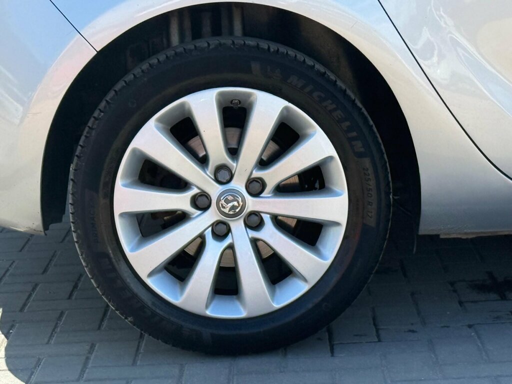 Vauxhall Astra Estate 2.0 Cdti Elite Sports Tourer Euro 5 Ss 5 White #10