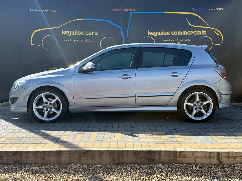 Vauxhall Astra 1.8 Vvt 16V Sri Exterior Pack Silver #2