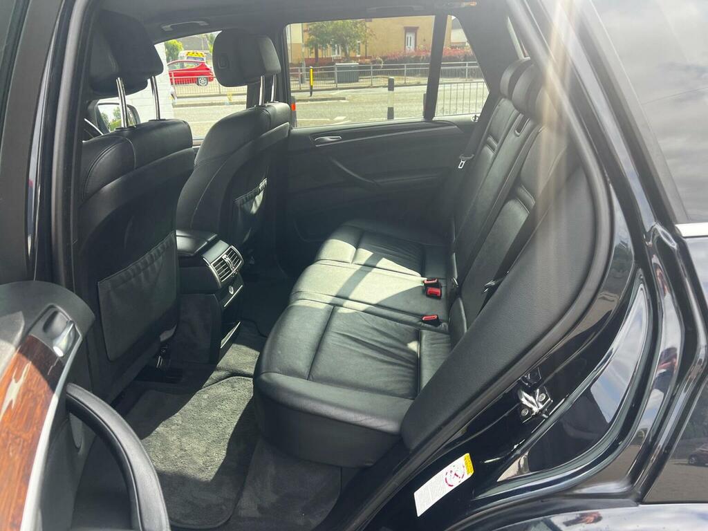 BMW X5 White #20