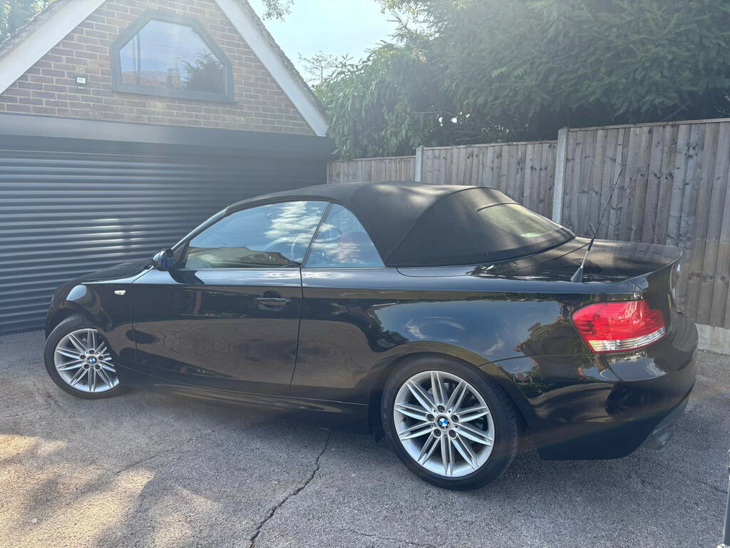 BMW 1 Series 2.0 120I M Sport Convertible Steptronic Black #3