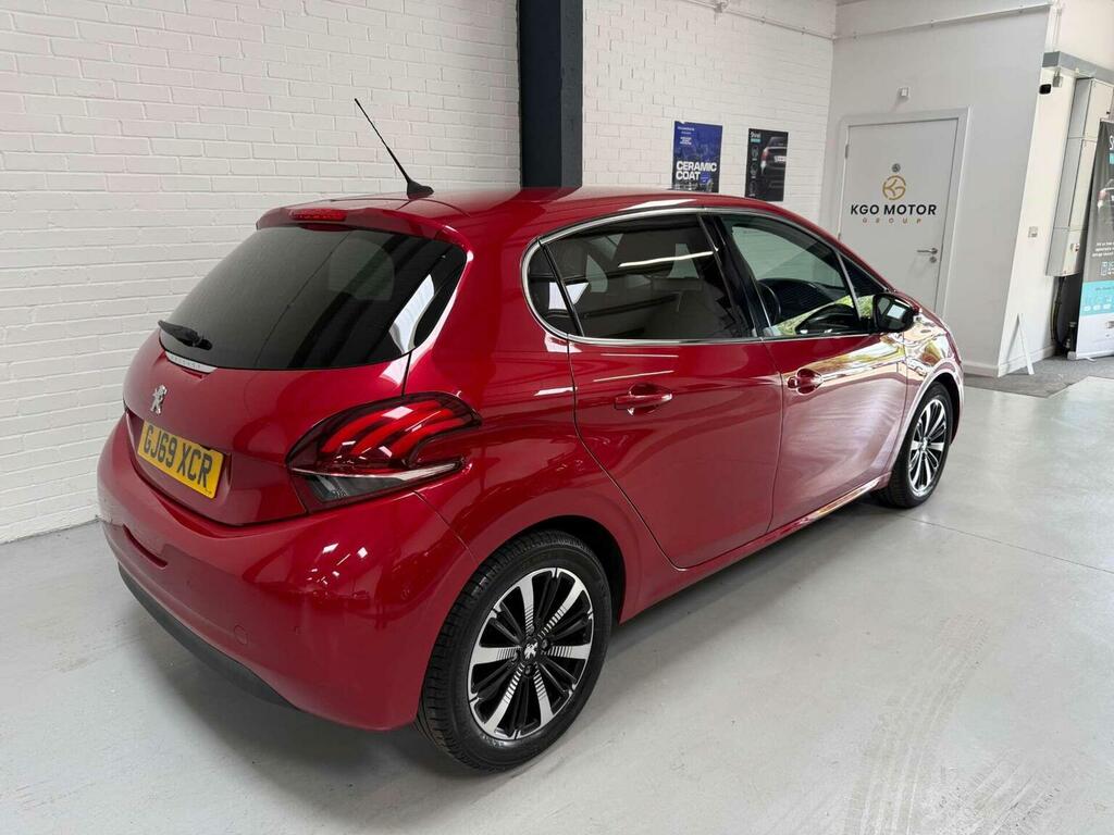 Peugeot 208 1.2 Puretech Tech Edition Euro 6 Ss Red #6