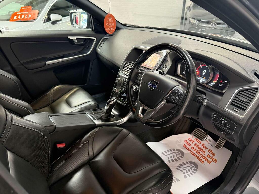 Volvo XC60 D5 220 Se Lux Nav Awd Estate Black #30