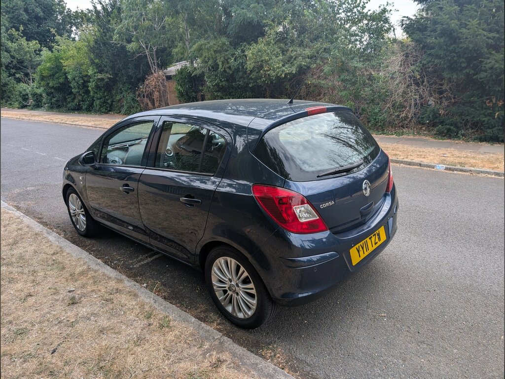 Vauxhall Corsa 1.2 16V Limited Edition Euro 5 Red #5