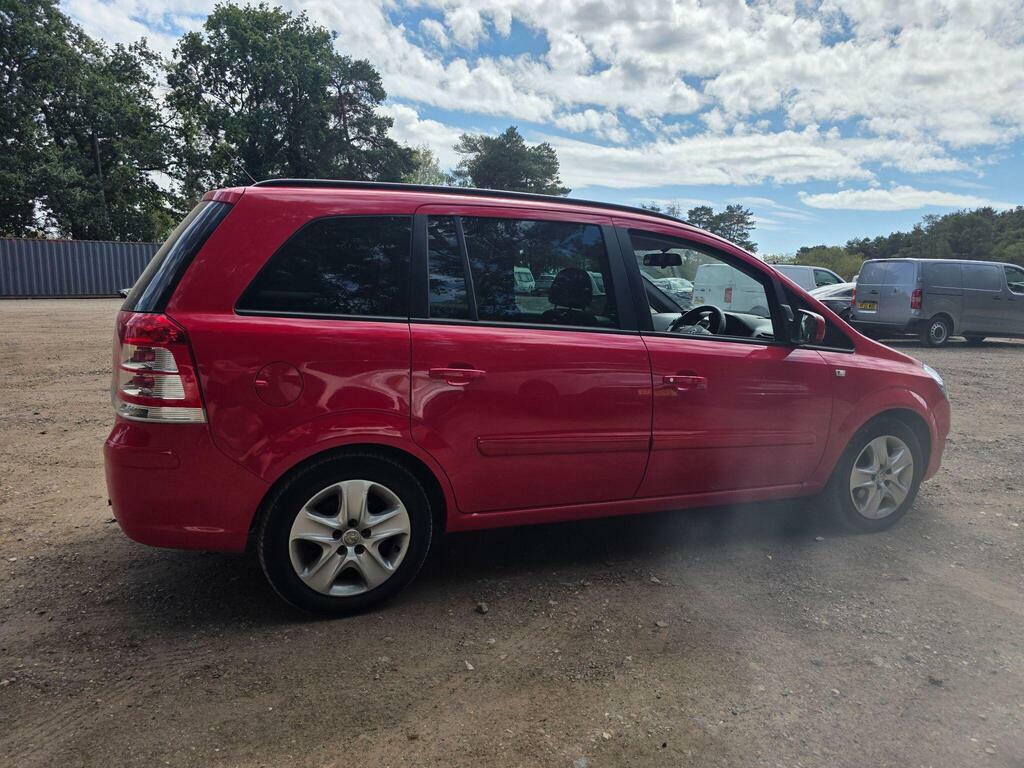 Vauxhall Zafira Mpv 1.8 16V Exclusiv Euro 5 201414 Grey #36