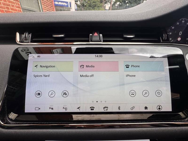 Land Rover Range Rover Evoque 2.0 P200 R-dynamic Se Red #5