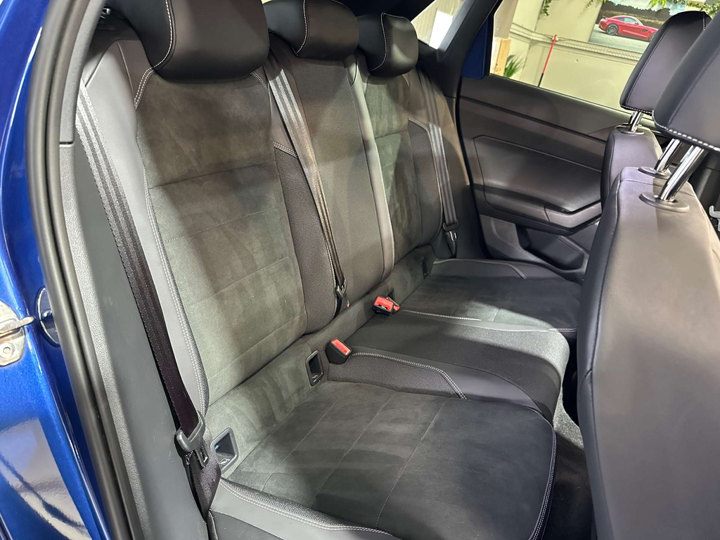 Volkswagen Polo Match Edition Tsi Black #9