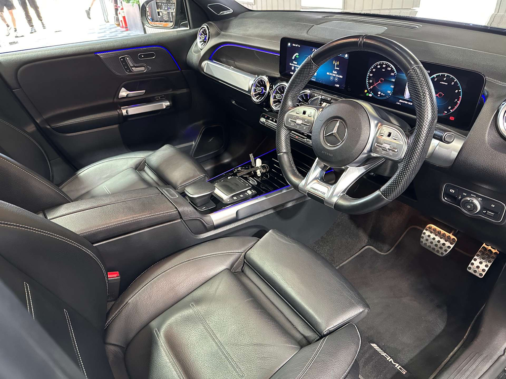 Mercedes-Benz GLB Class Glb35h Mhev Amg Premium Plus Suv Hybrid 8 Black #5
